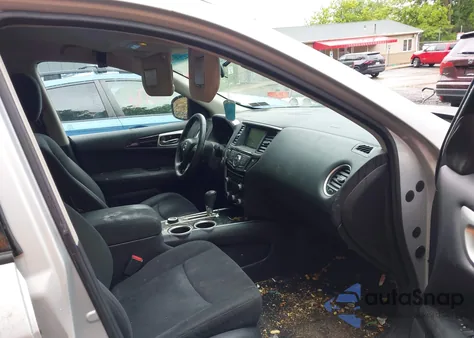 2014 Nissan Pathfinder Sv из США, поврежденный, VIN 5N1AR2MM8EC695848